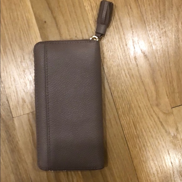 Kate spade New York Wallet - Picture 2 of 3